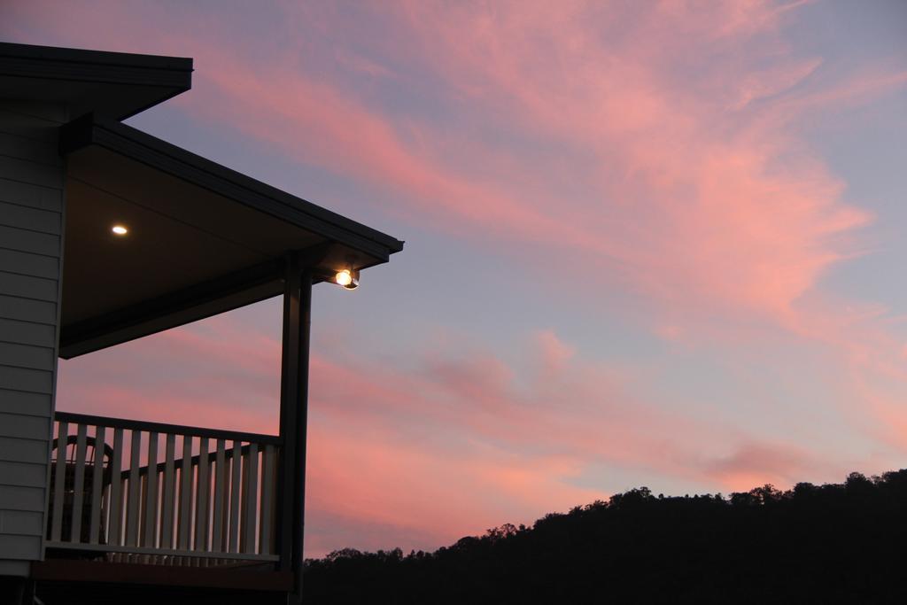 กรีนลี คอตเทจ Villa Canungra ภายนอก รูปภาพ